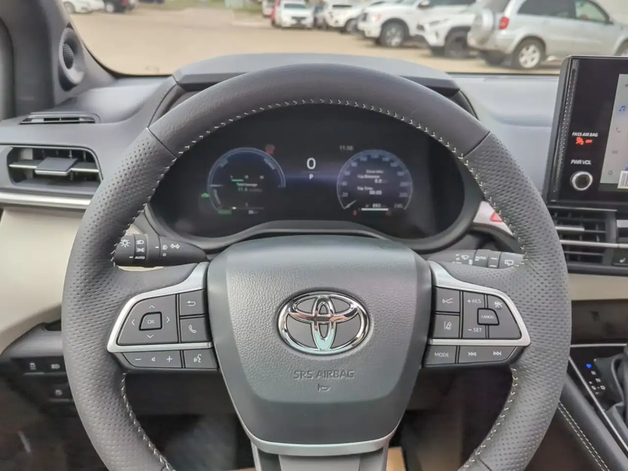 Toyota Sienna снимка Toyota Sienna