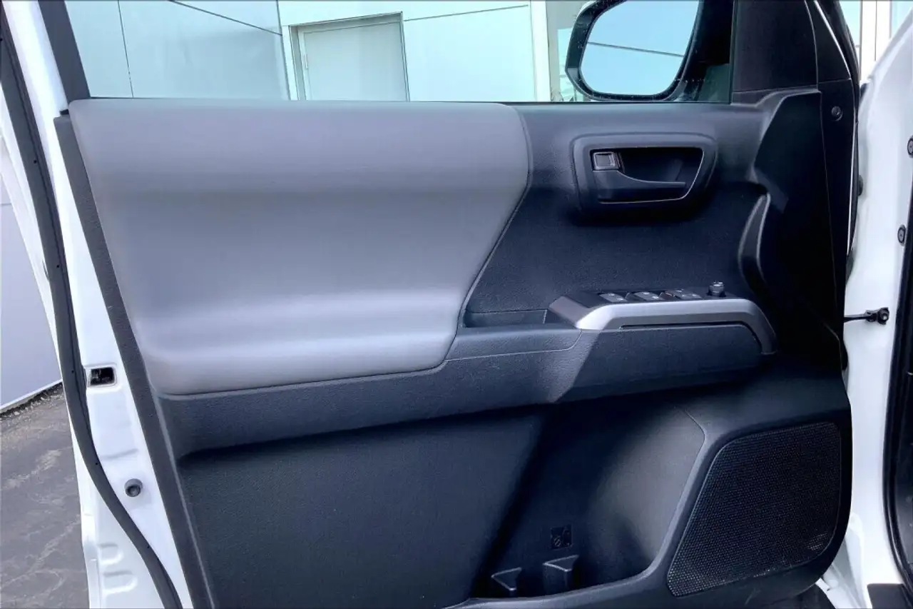 Toyota Tacoma снимка Toyota Tacoma