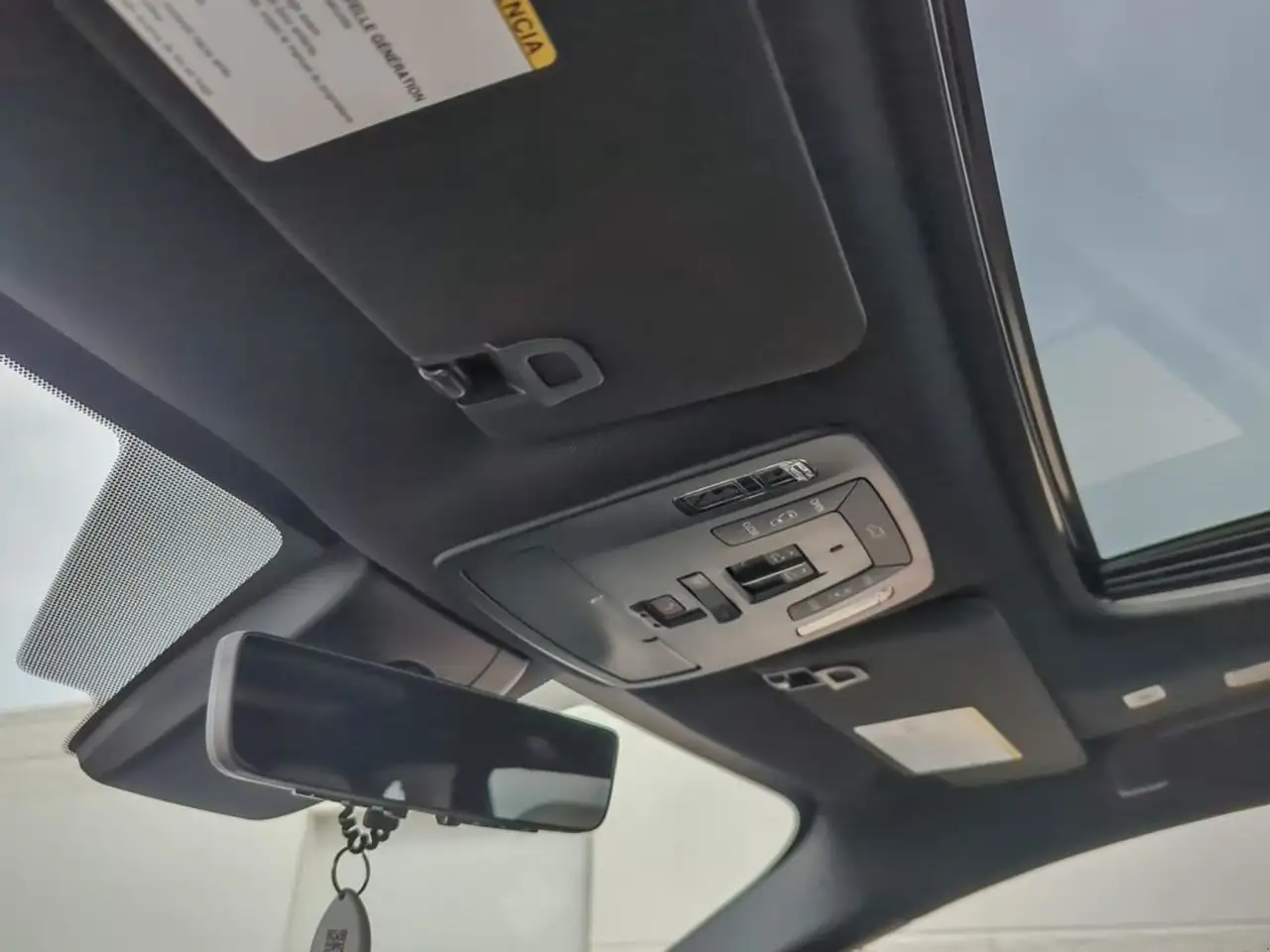 Toyota Sienna снимка Toyota Sienna