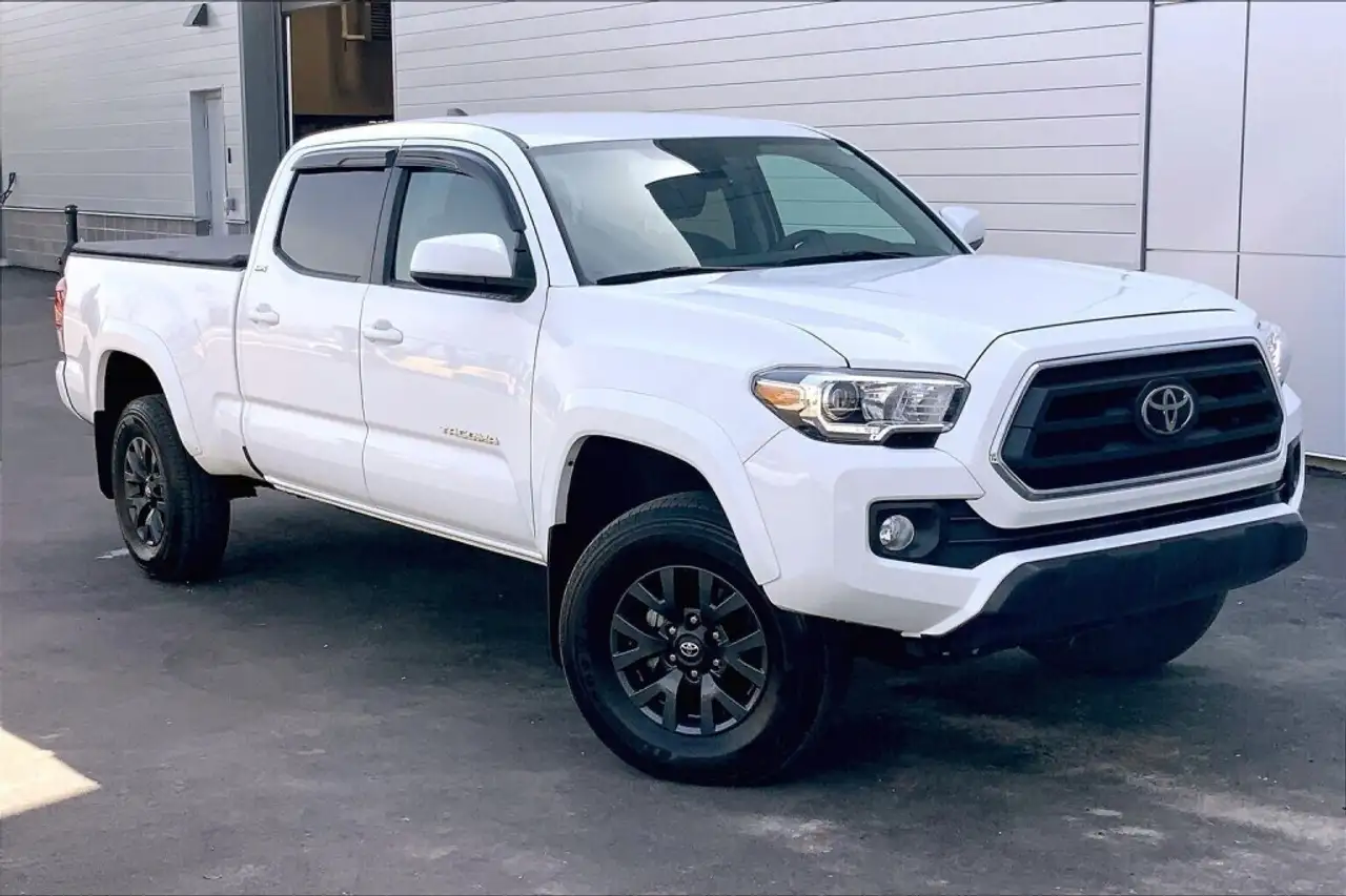Toyota Tacoma снимка Toyota Tacoma