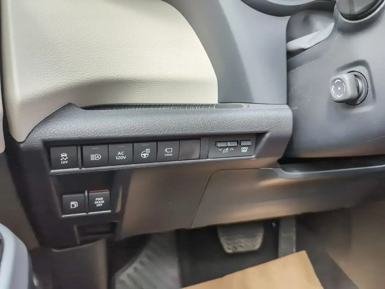 Toyota Sienna снимка Toyota Sienna