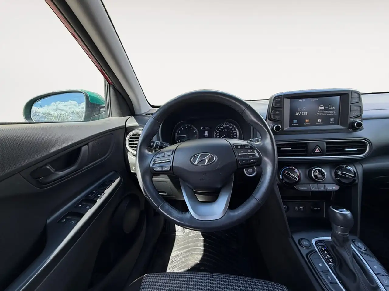 Hyundai KONA снимка Hyundai KONA