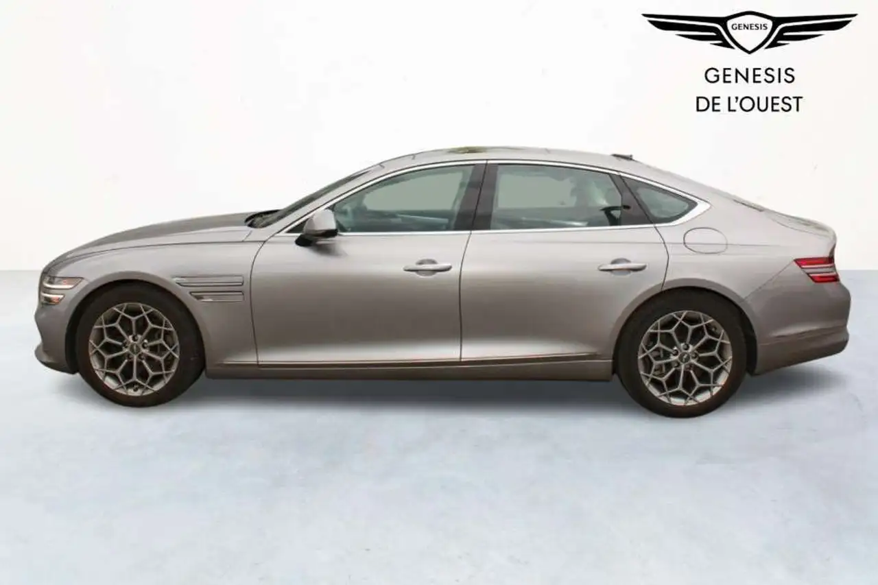 Genesis G80 photo Genesis G80