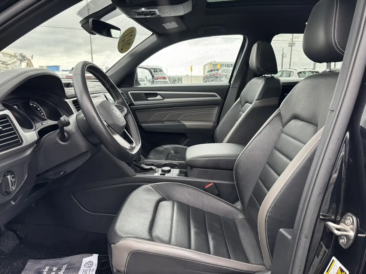 Volkswagen Atlas снимка Volkswagen Atlas