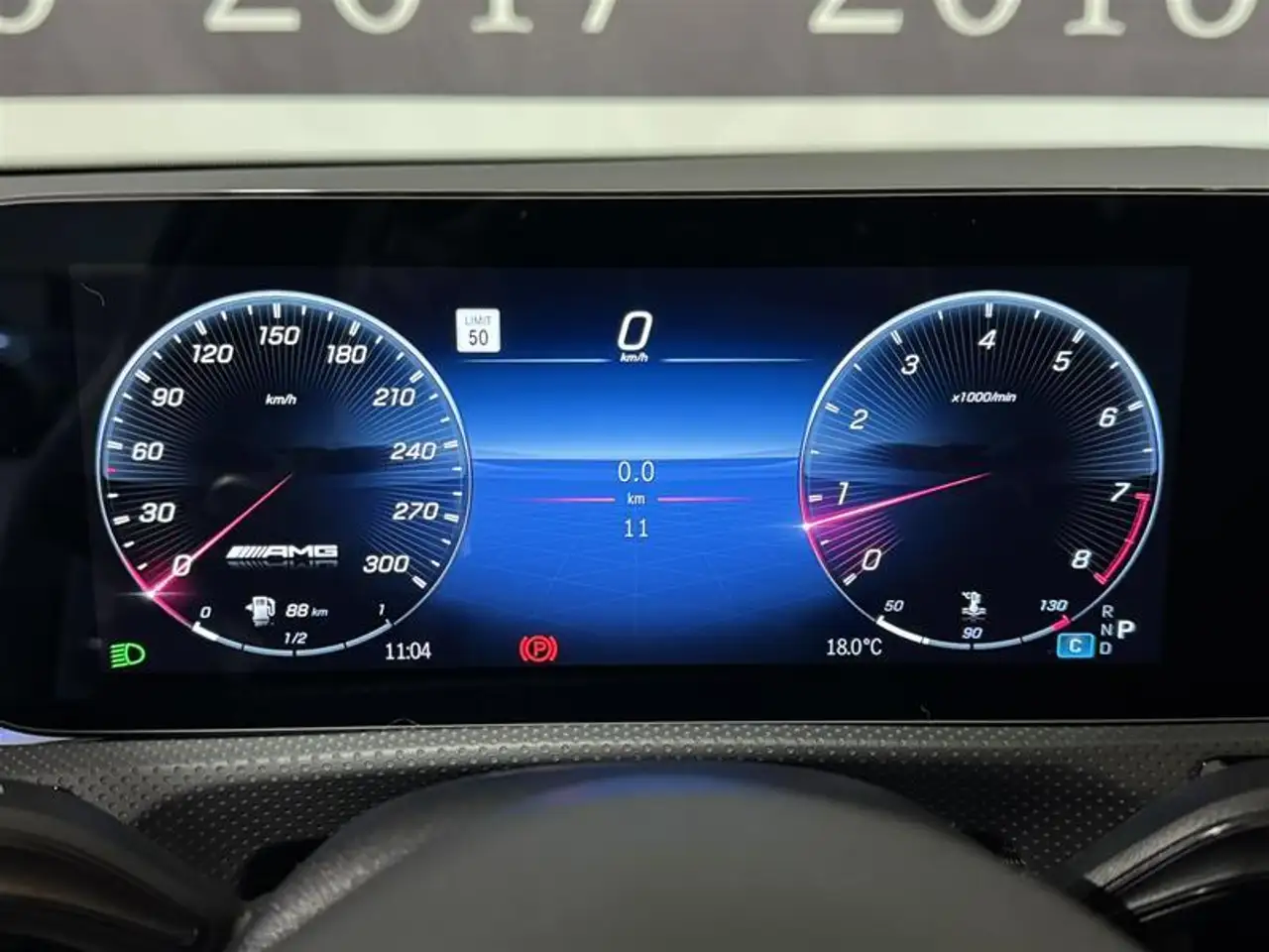 Mercedes-Benz CLA снимка Mercedes-Benz CLA
