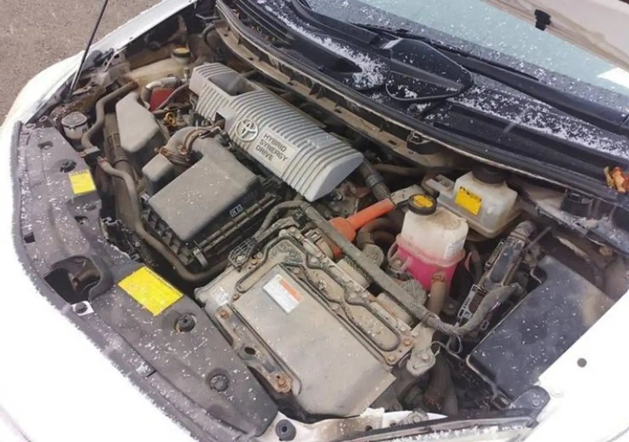 Toyota Prius снимка Toyota Prius