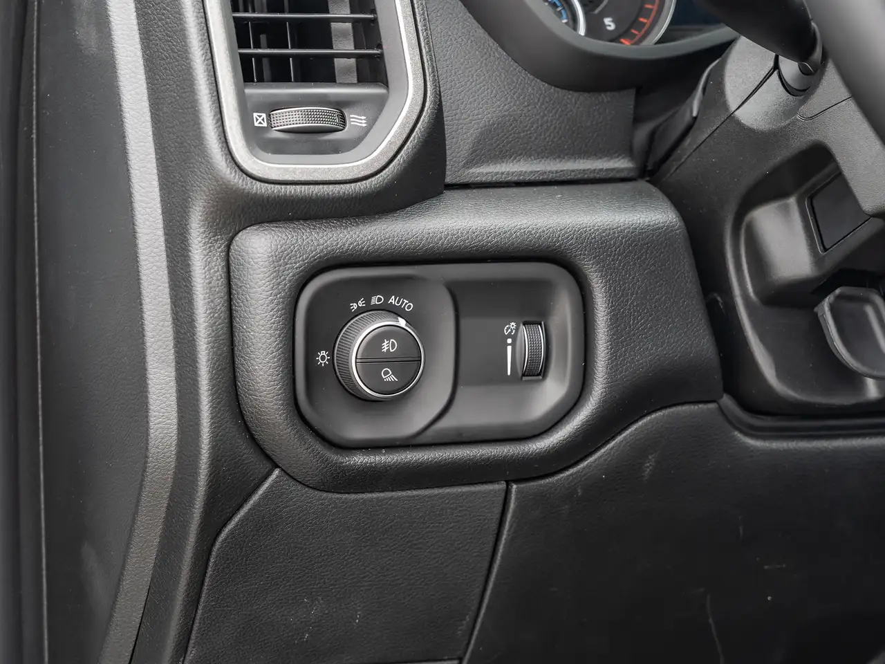 RAM 5500 photo RAM 5500