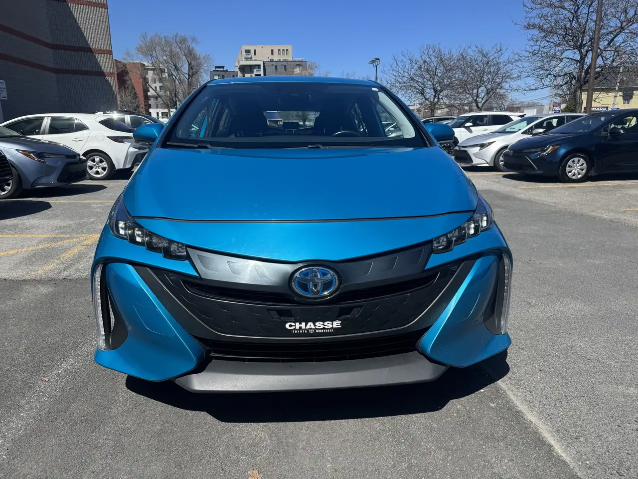 Toyota Prius Prime снимка Toyota Prius Prime