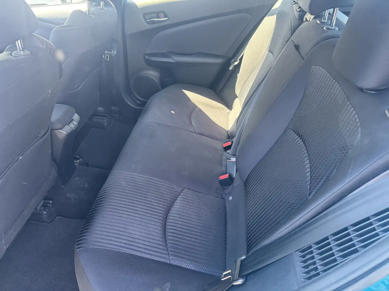 Toyota Prius Prime снимка Toyota Prius Prime
