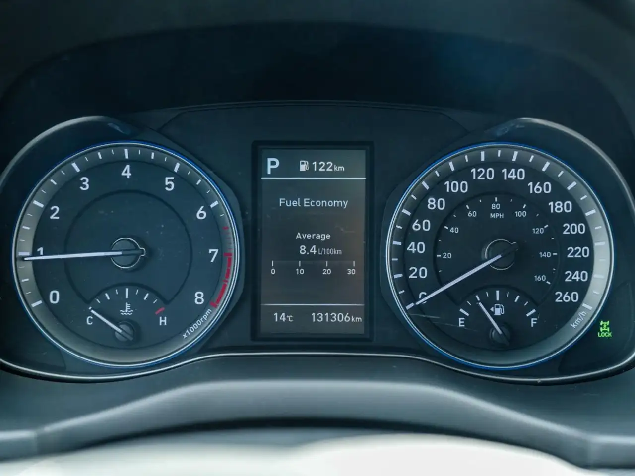 Hyundai KONA снимка Hyundai KONA