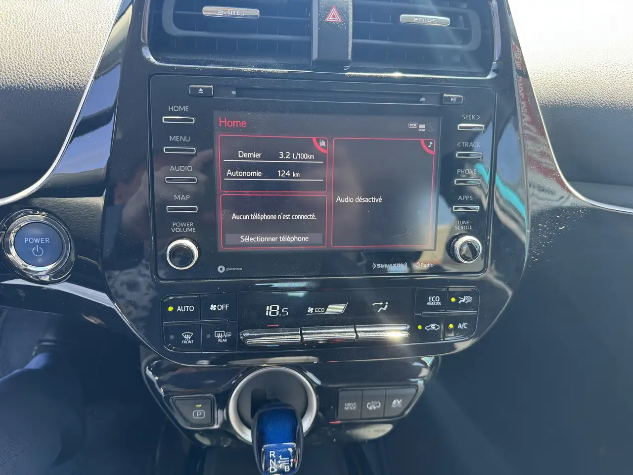 Toyota Prius Prime снимка Toyota Prius Prime