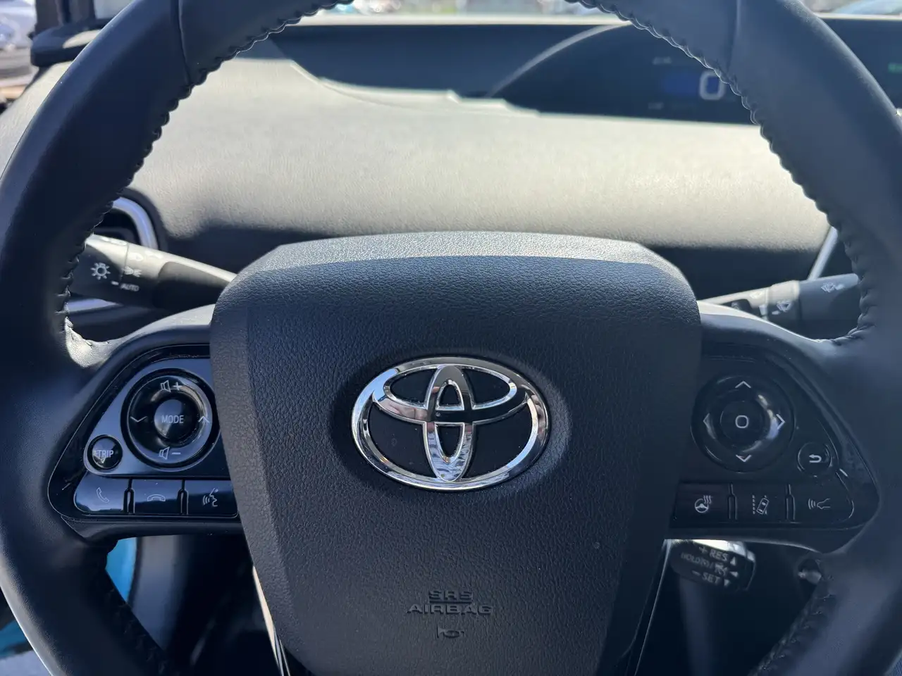 Toyota Prius Prime снимка Toyota Prius Prime