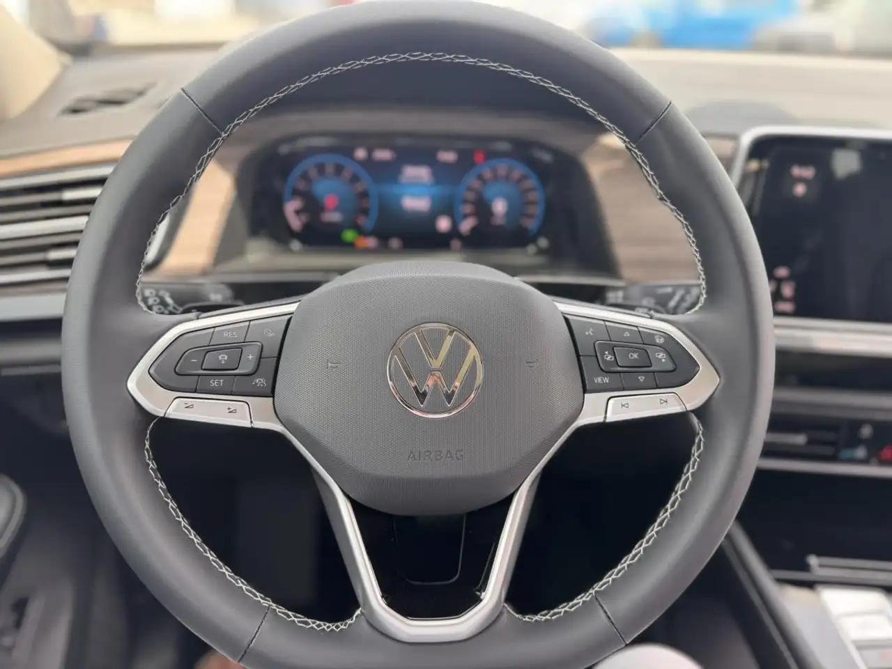 Volkswagen Atlas снимка Volkswagen Atlas