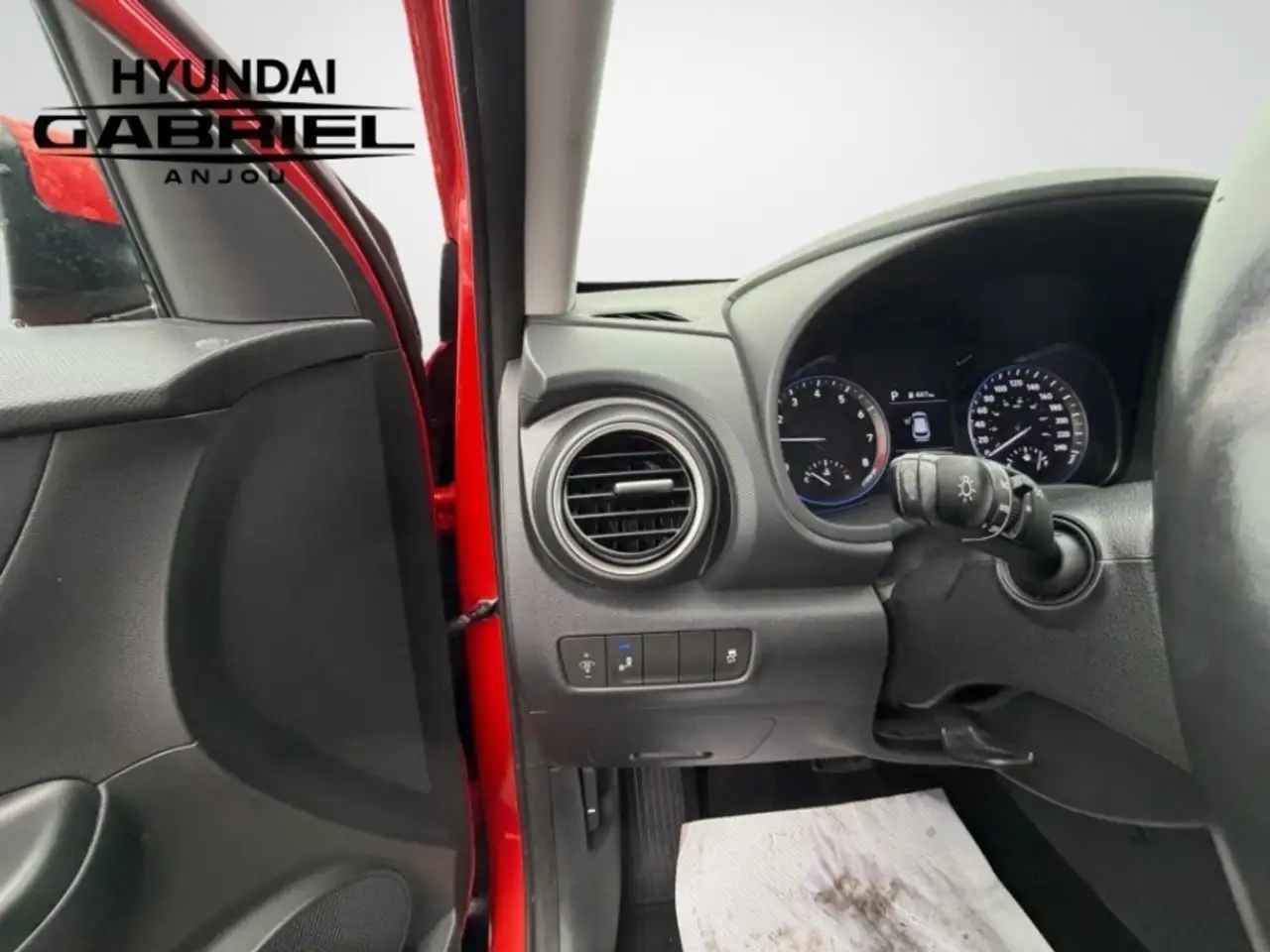 Hyundai KONA снимка Hyundai KONA
