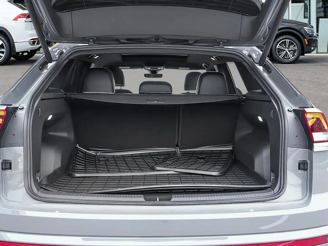 Volkswagen Atlas снимка Volkswagen Atlas