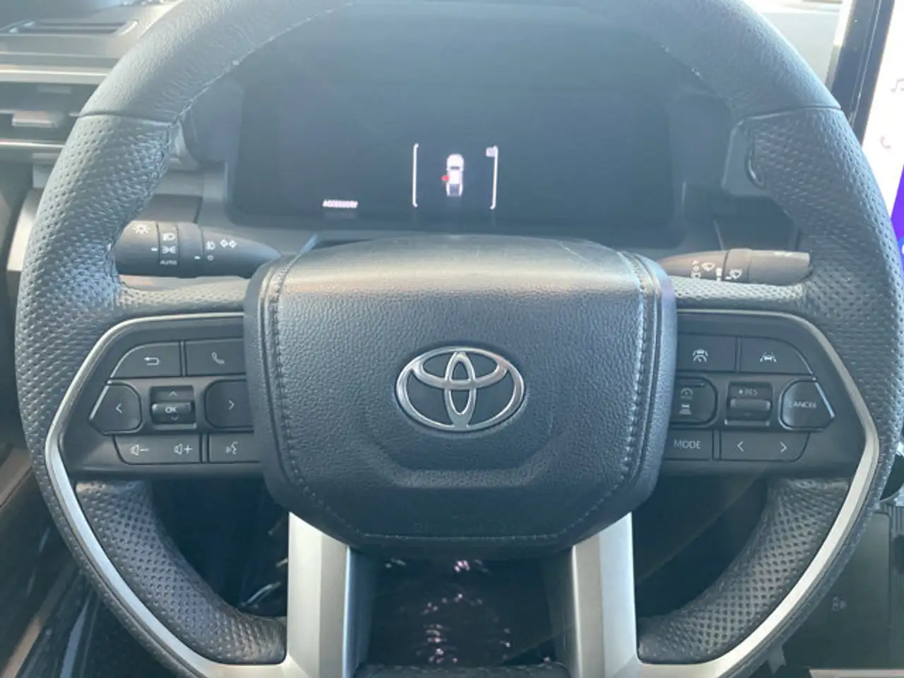 Toyota Tacoma снимка Toyota Tacoma