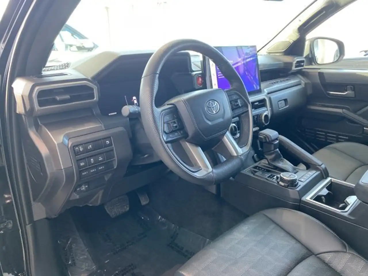 Toyota Tacoma снимка Toyota Tacoma