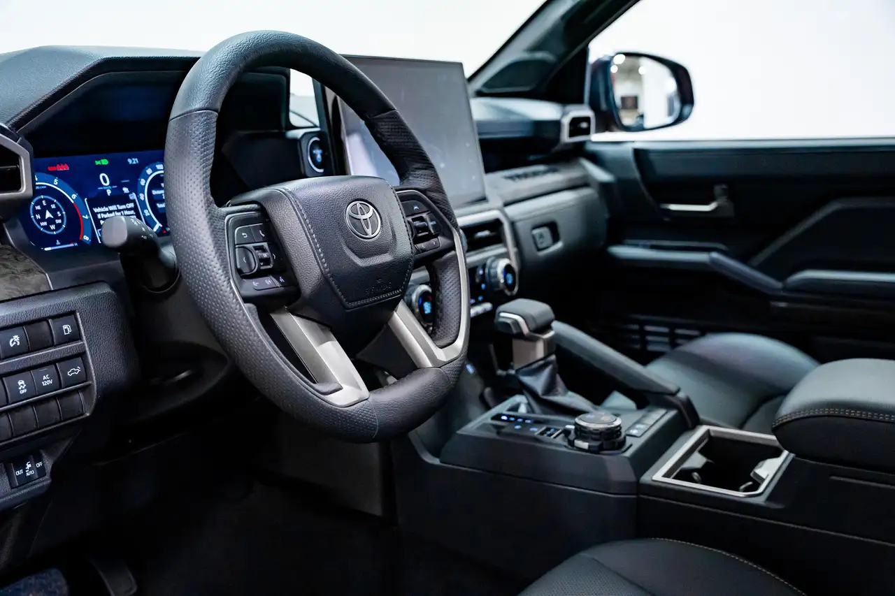 Toyota Tacoma снимка Toyota Tacoma