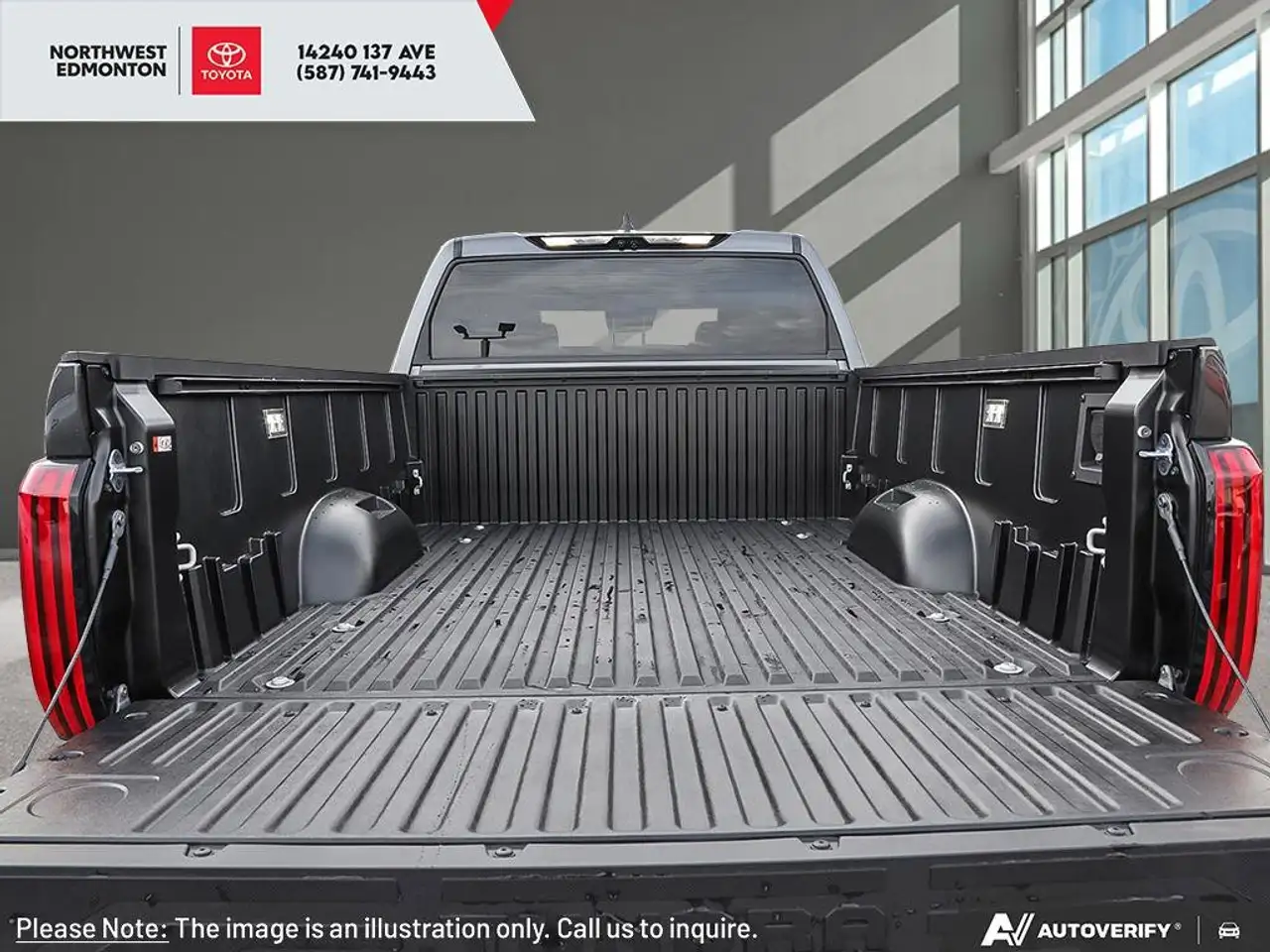 Toyota Tundra снимка Toyota Tundra