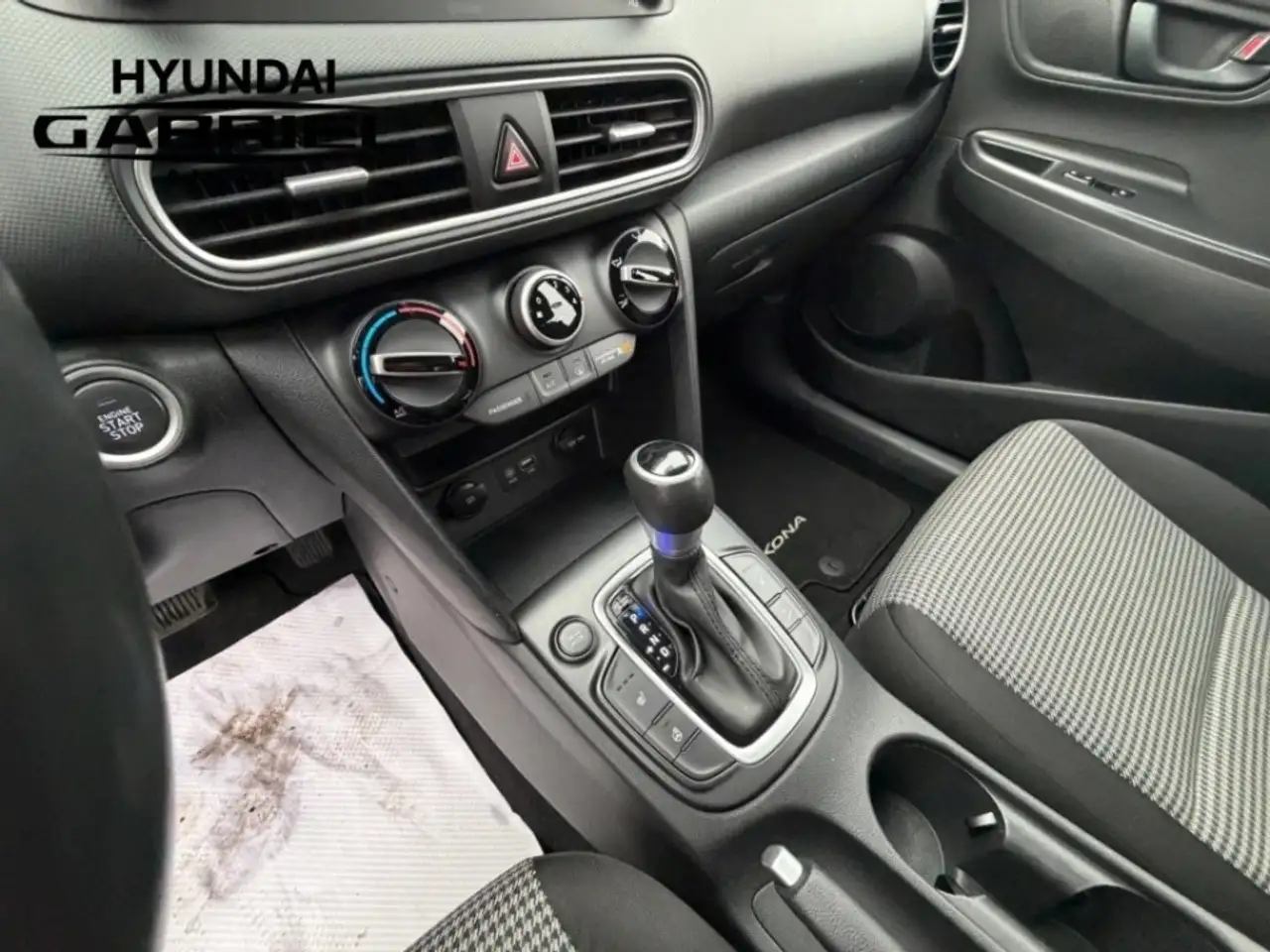 Hyundai KONA снимка Hyundai KONA