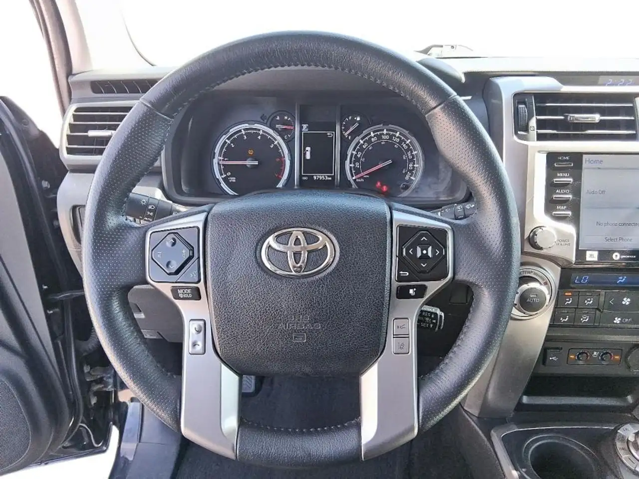 Toyota 4-Runner снимка Toyota 4-Runner