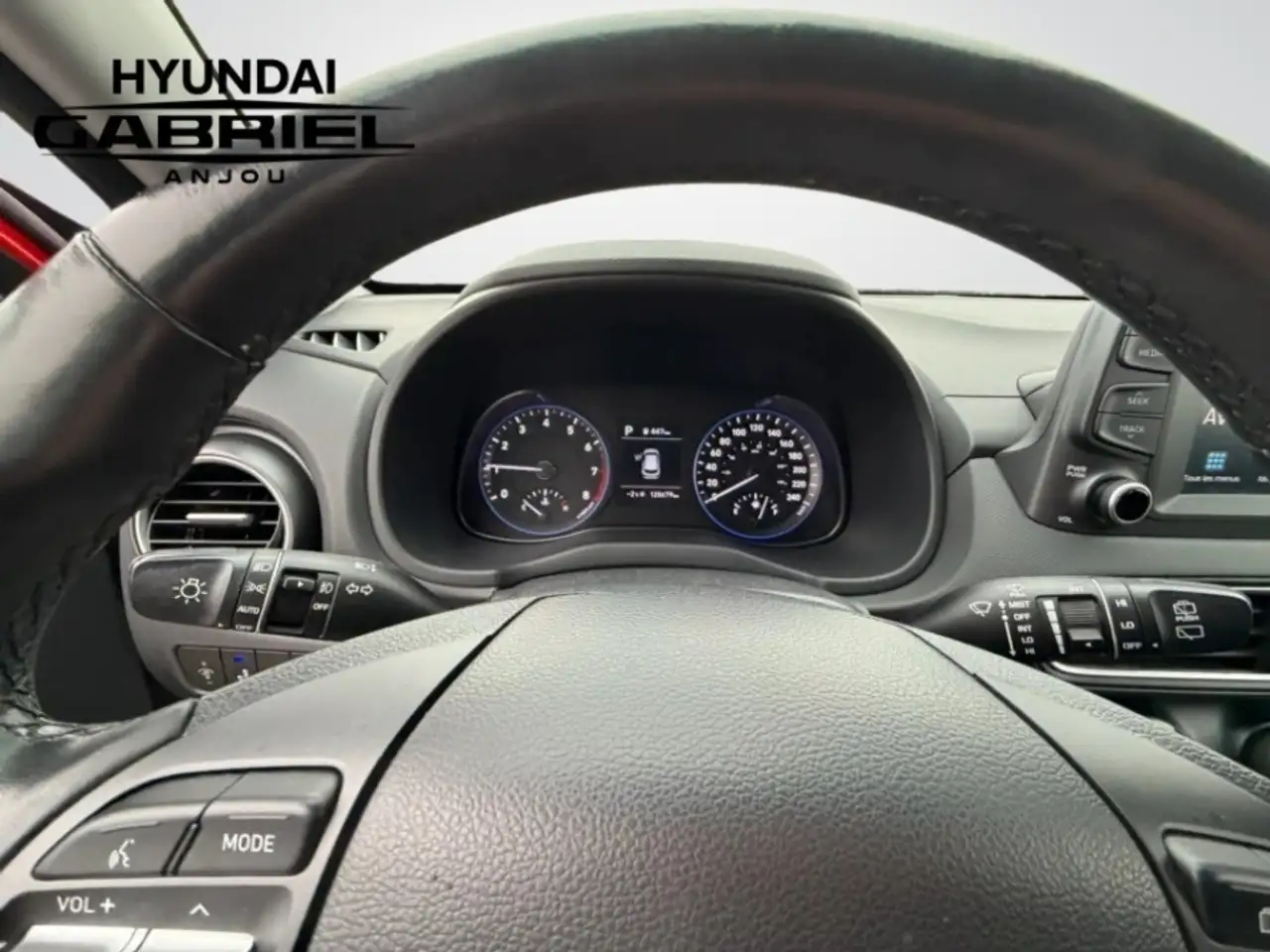 Hyundai KONA снимка Hyundai KONA