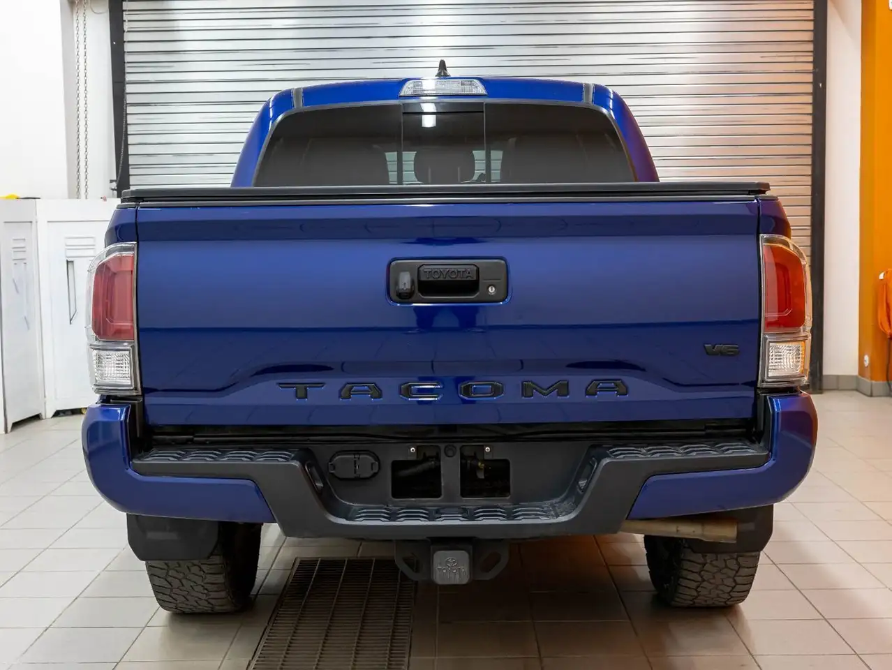 Toyota Tacoma снимка Toyota Tacoma