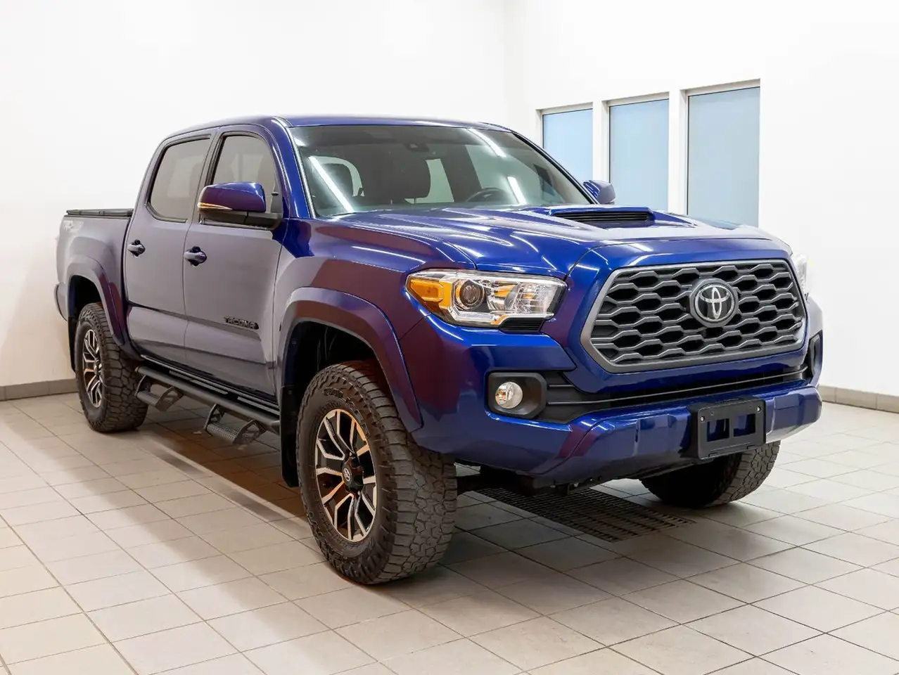 Toyota Tacoma снимка Toyota Tacoma