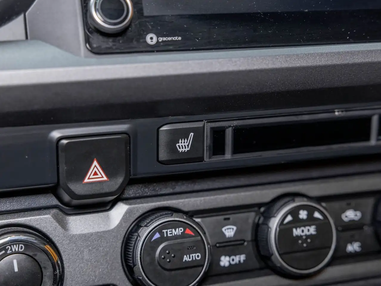 Toyota Tacoma снимка Toyota Tacoma