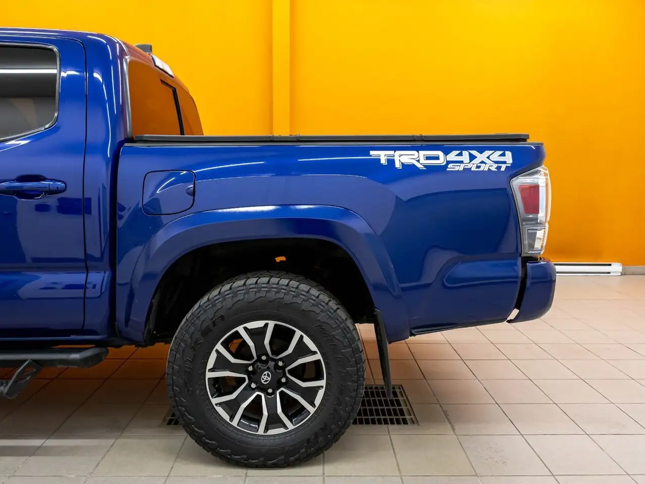 Toyota Tacoma снимка Toyota Tacoma