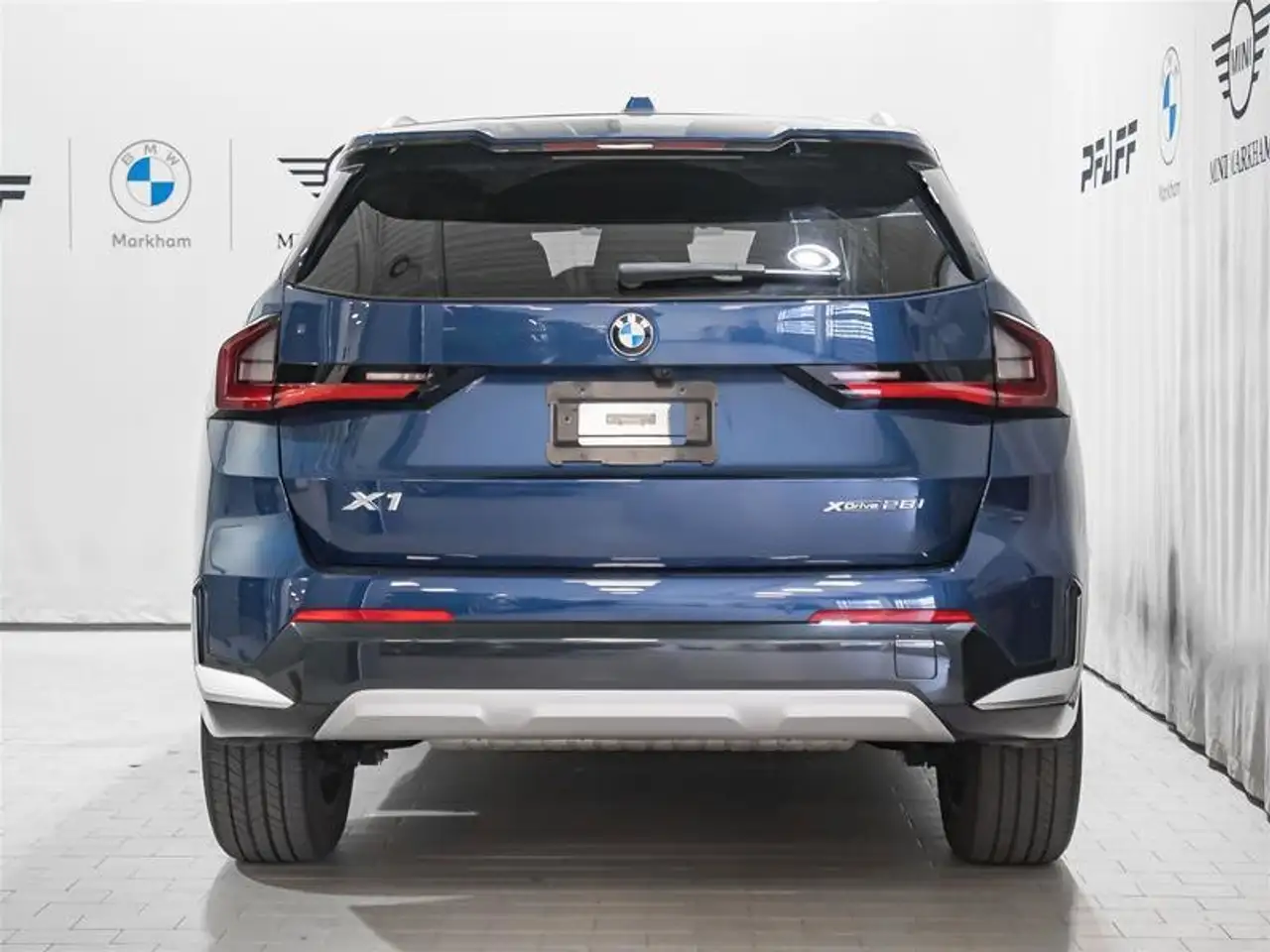 BMW X1 photo BMW X1