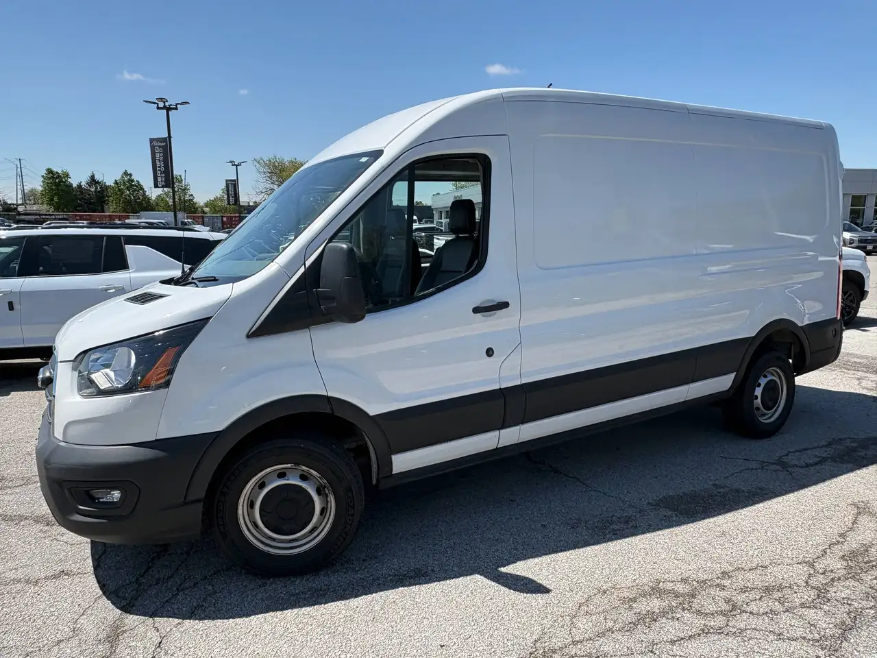 Ford Transit Cargo Van снимка Ford Transit Cargo Van