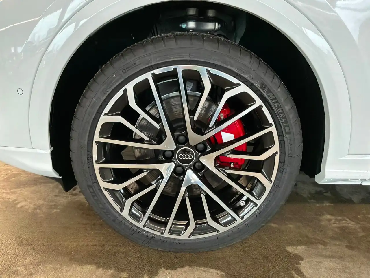 Audi SQ5 photo Audi SQ5