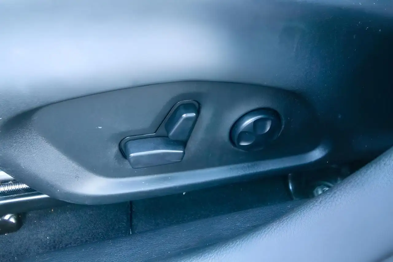 Jeep Compass photo Jeep Compass