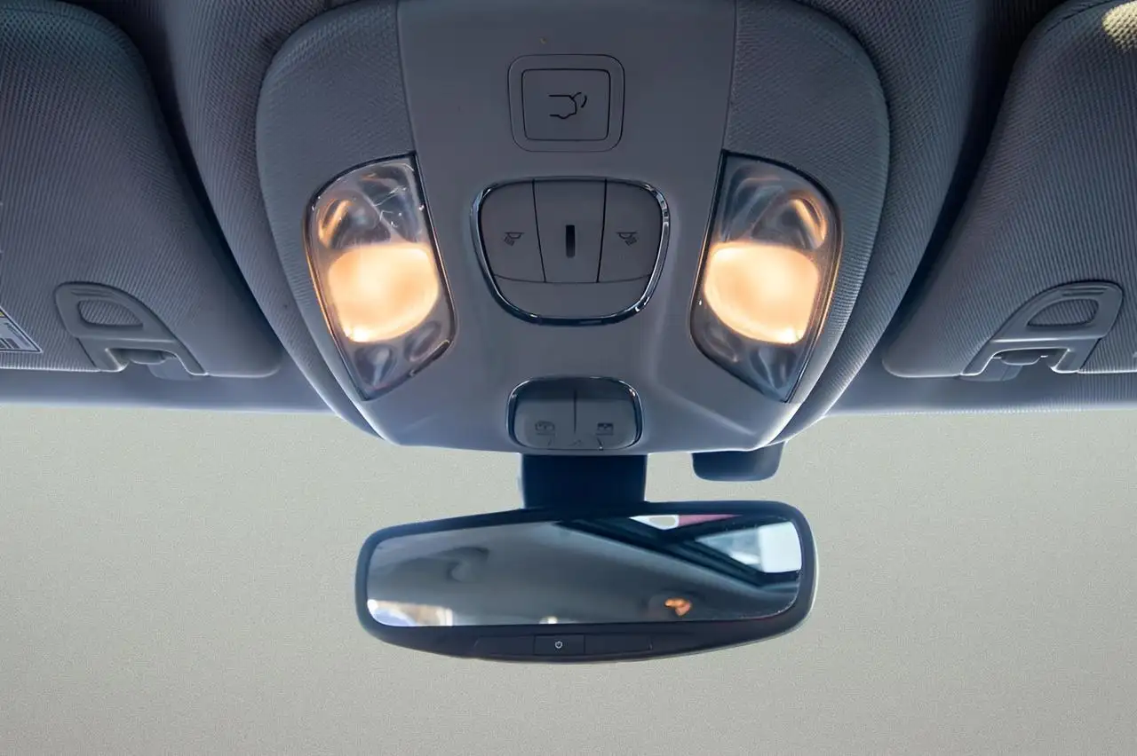 Jeep Compass photo Jeep Compass