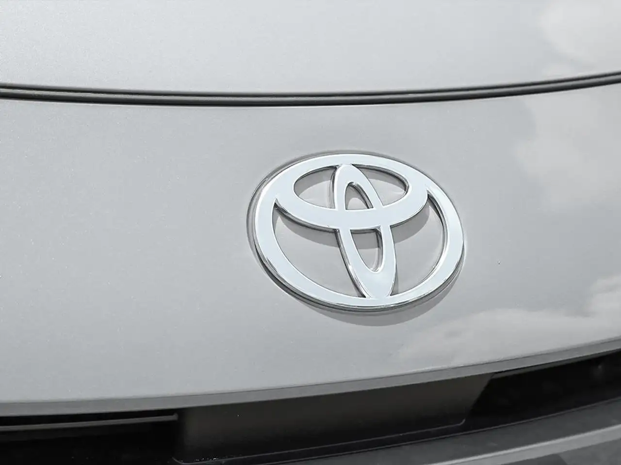 Toyota Prius Prime снимка Toyota Prius Prime
