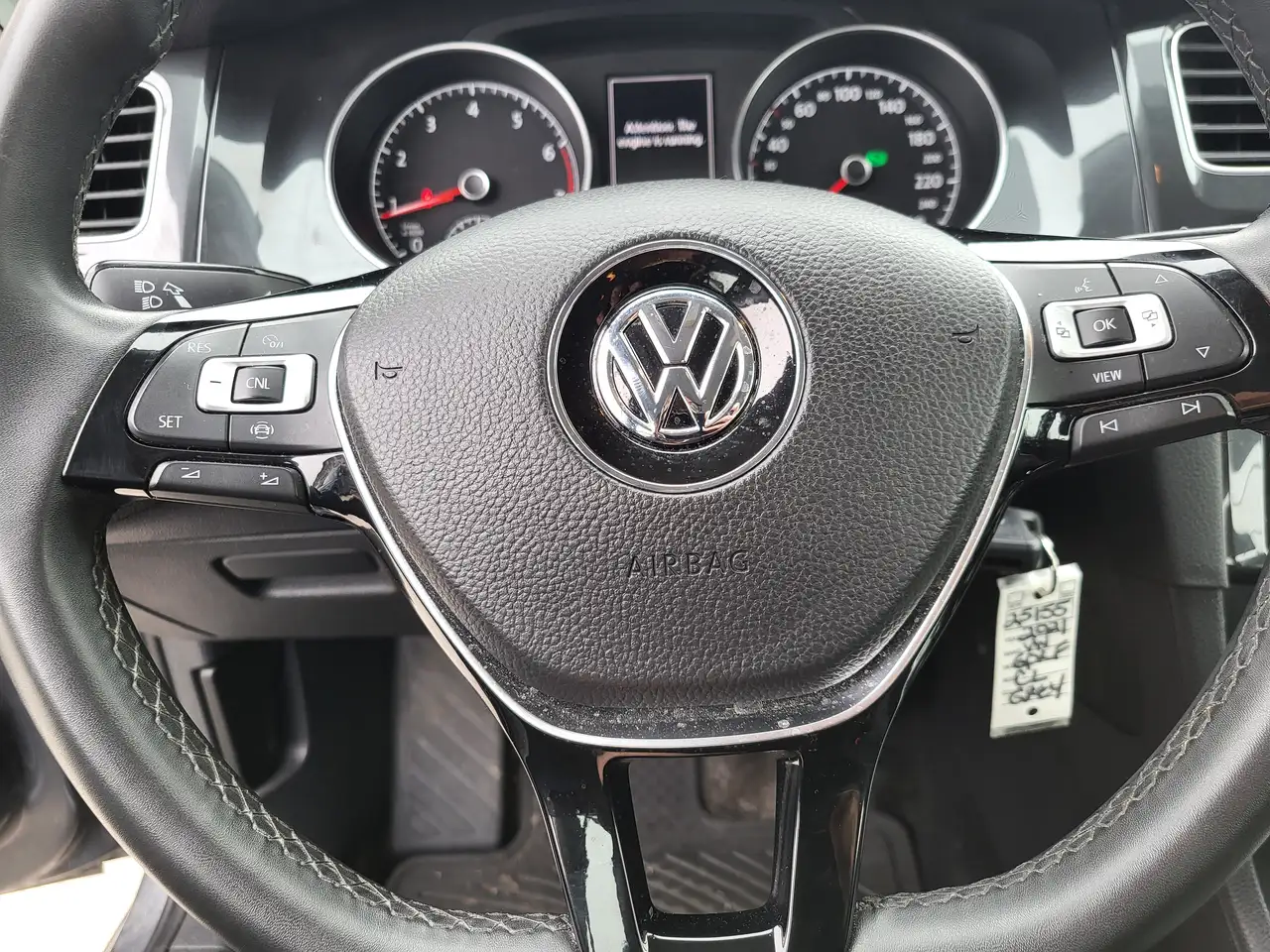 Volkswagen Golf снимка Volkswagen Golf