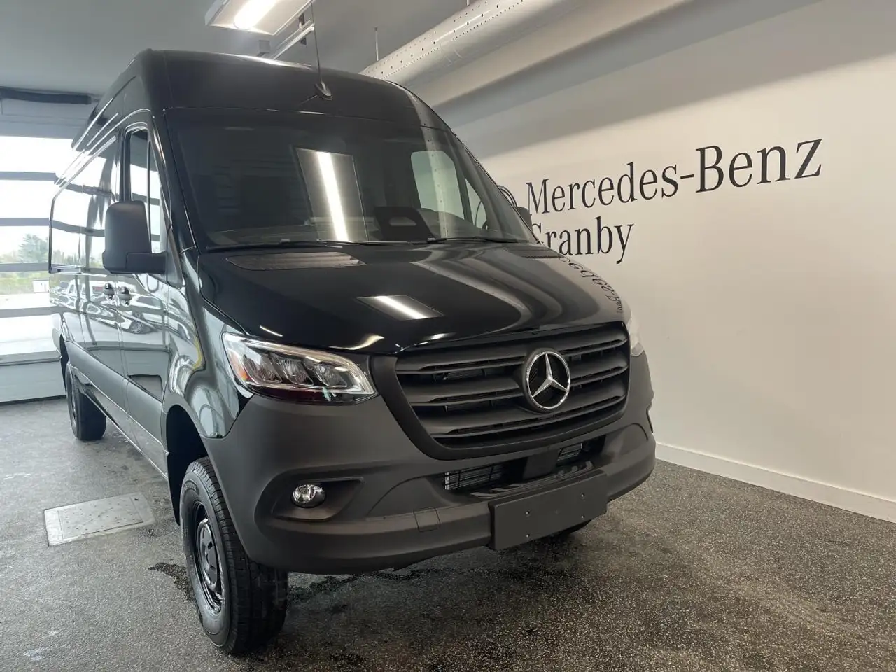 Mercedes-Benz Sprinter снимка Mercedes-Benz Sprinter