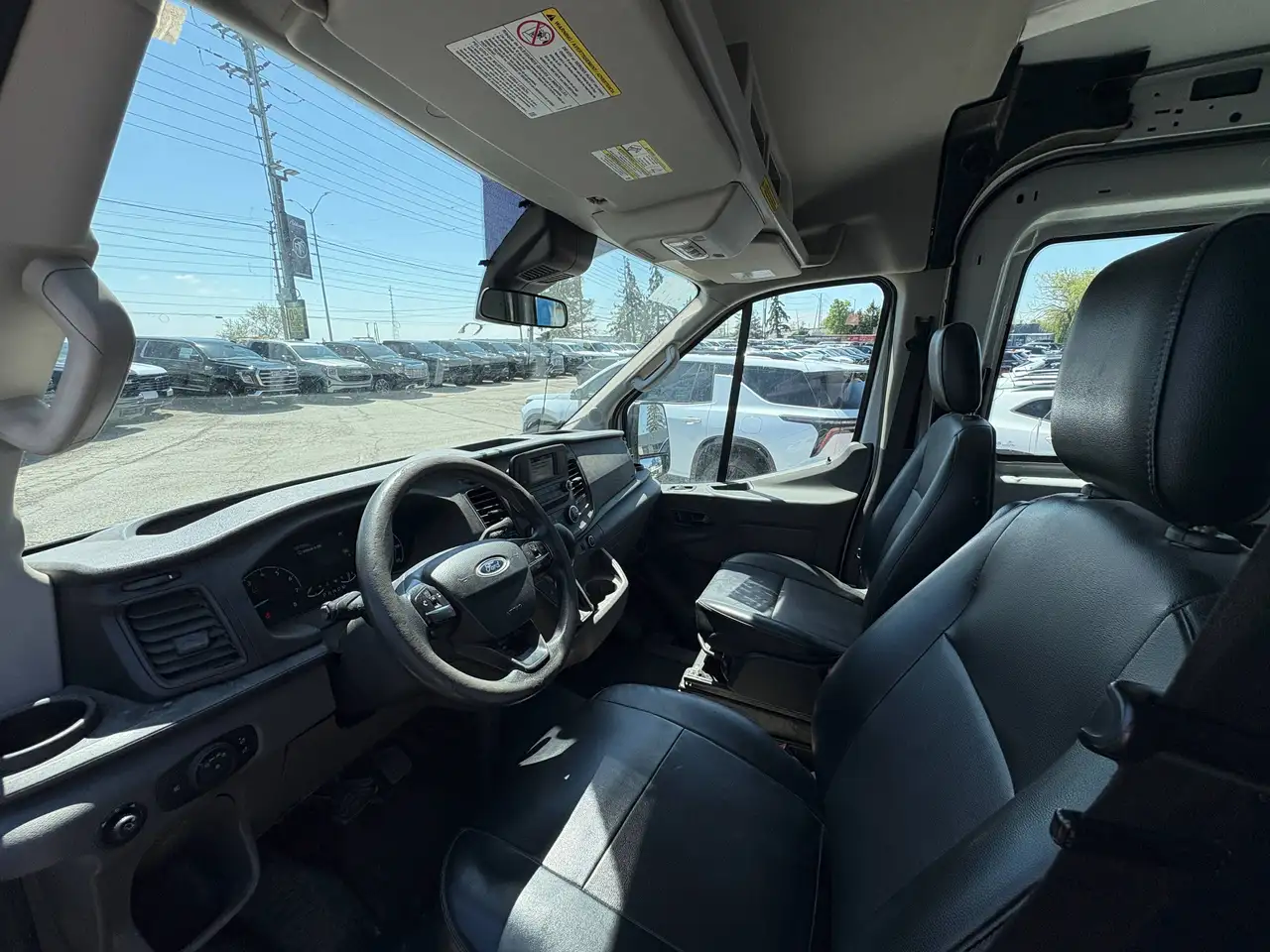 Ford Transit Cargo Van снимка Ford Transit Cargo Van