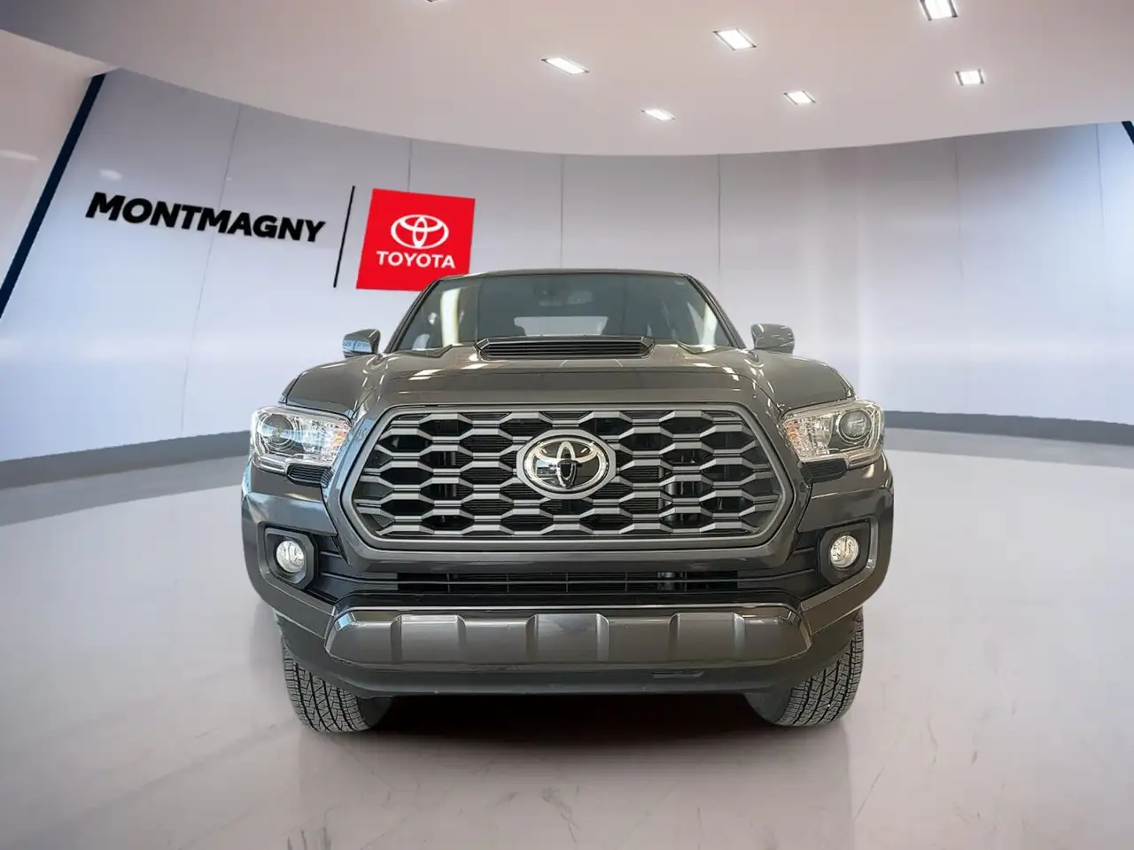 Toyota Tacoma снимка Toyota Tacoma