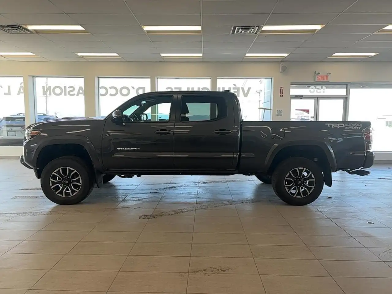 Toyota Tacoma снимка Toyota Tacoma