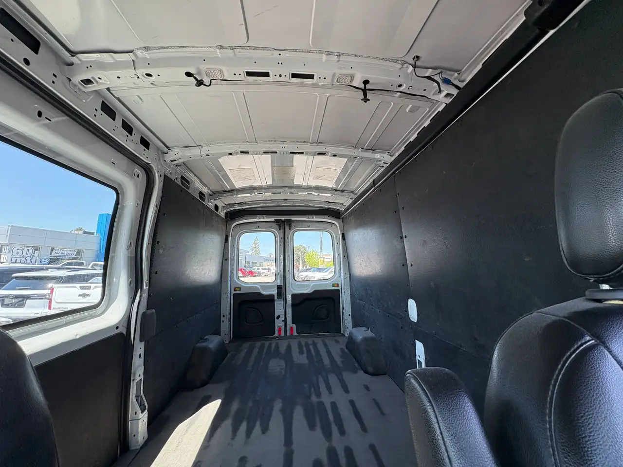 Ford Transit Cargo Van снимка Ford Transit Cargo Van