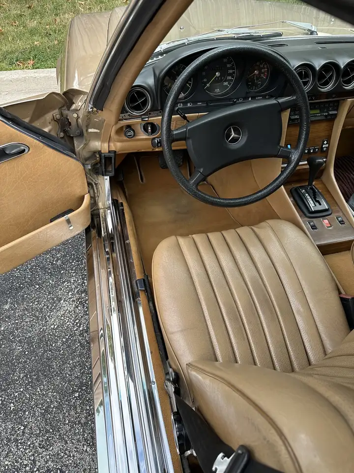 Mercedes-Benz 380 photo Mercedes-Benz 380