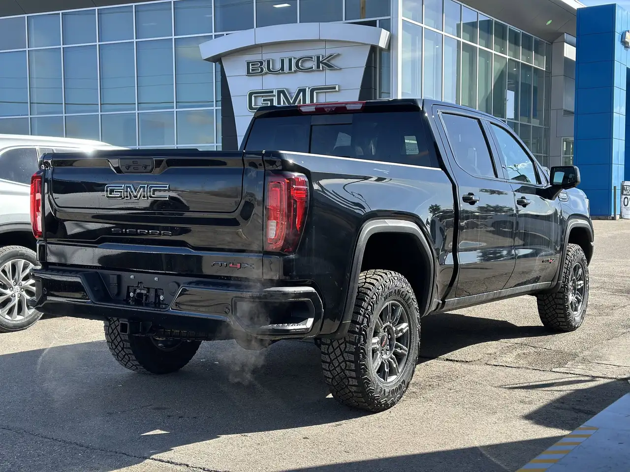 GMC Sierra 1500 photo GMC Sierra 1500