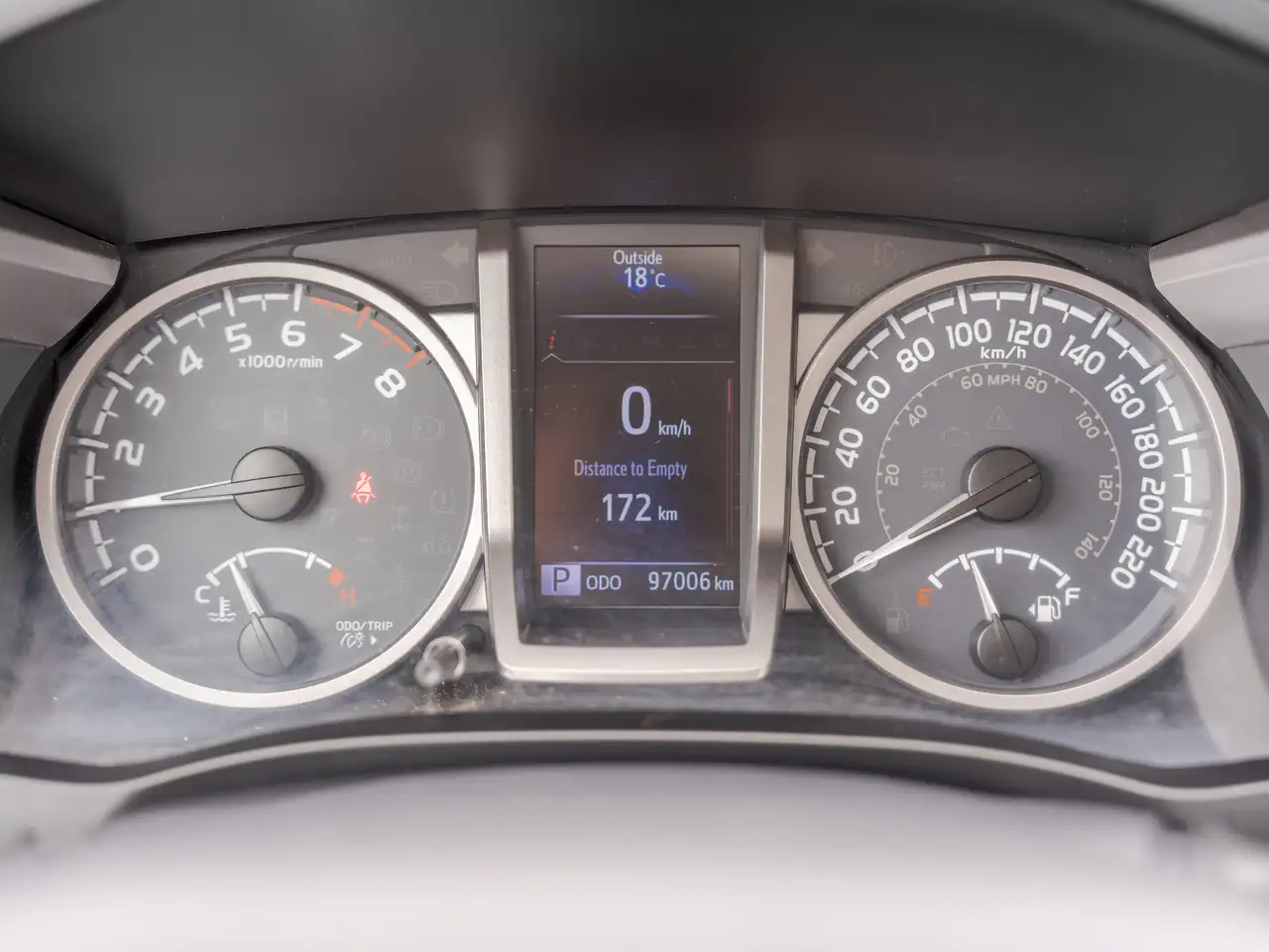 Toyota Tacoma снимка Toyota Tacoma