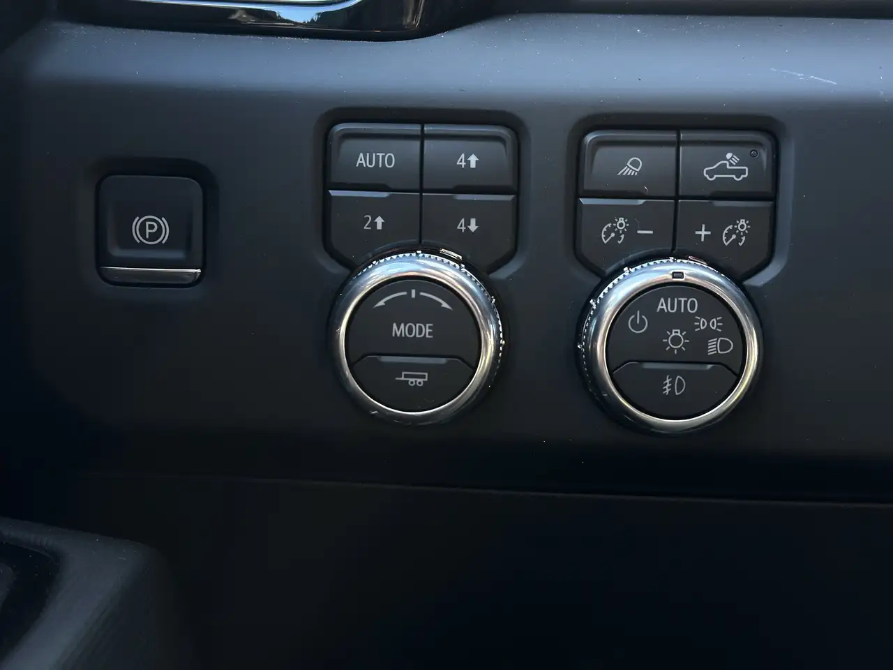 GMC Sierra 1500 photo GMC Sierra 1500