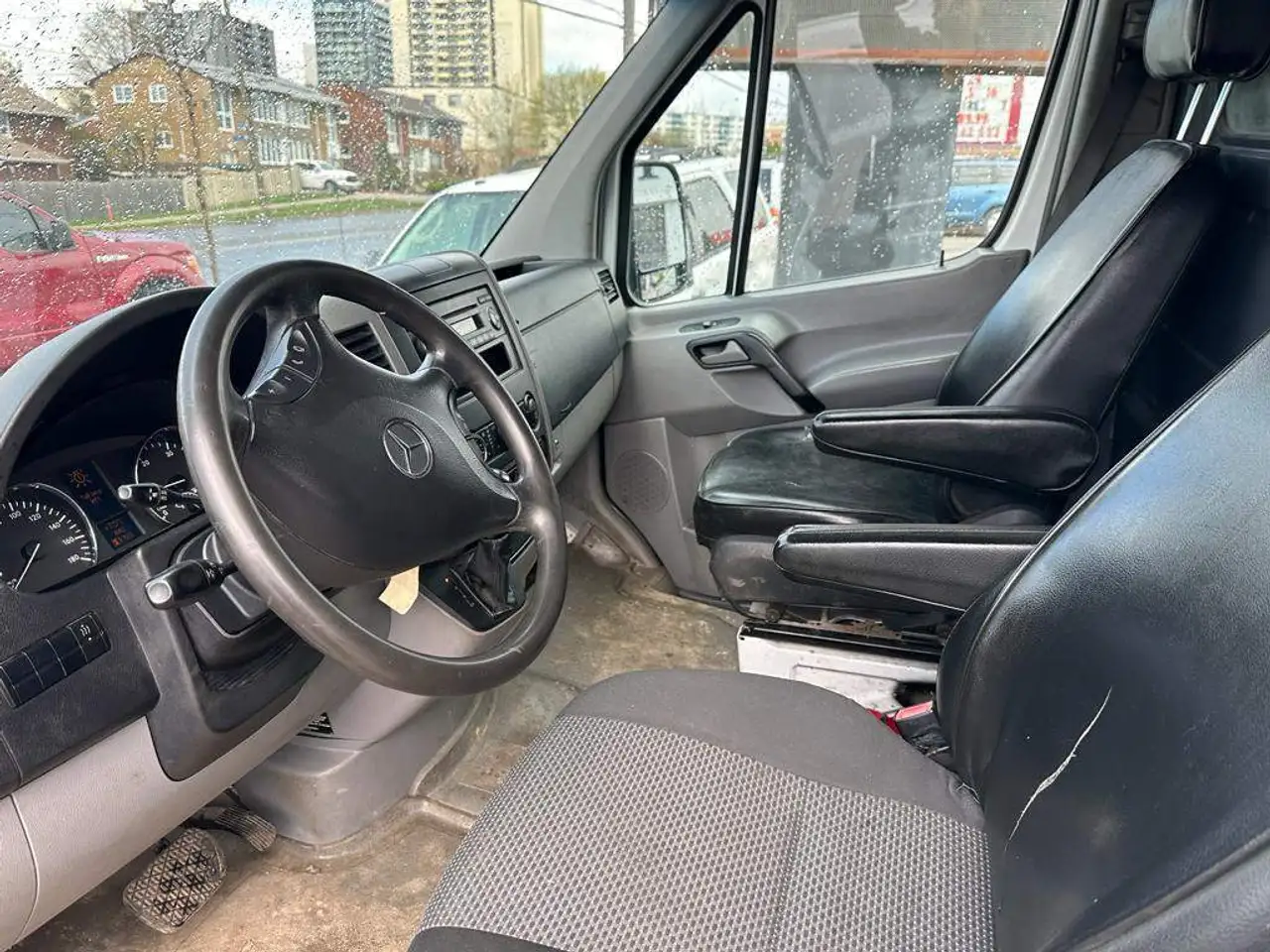 Mercedes-Benz Sprinter снимка Mercedes-Benz Sprinter