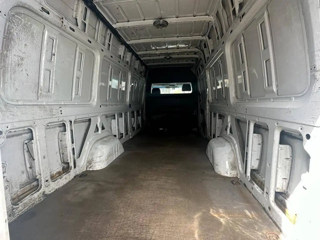 Mercedes-Benz Sprinter снимка Mercedes-Benz Sprinter