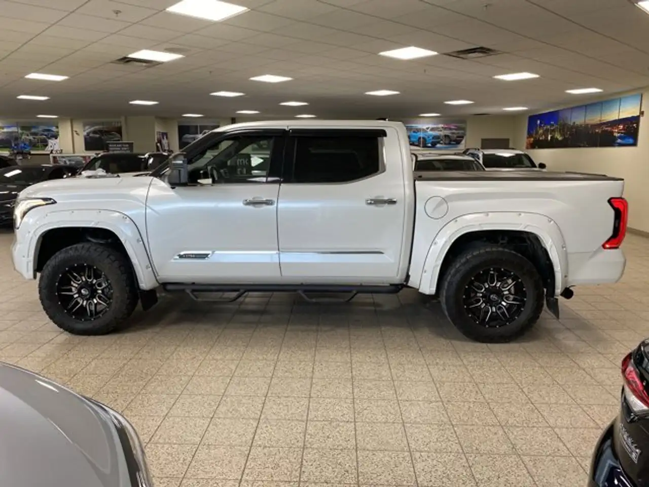 Toyota Tundra снимка Toyota Tundra