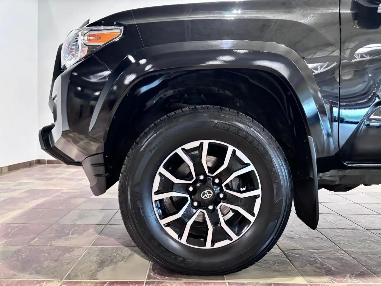 Toyota Tacoma снимка Toyota Tacoma